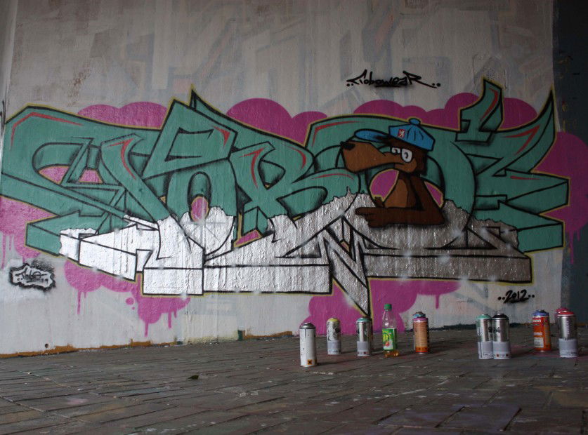 Graffiti Wall in Stuttgart - Photo by Tobo - Tobo, Lift, Cans (2012)