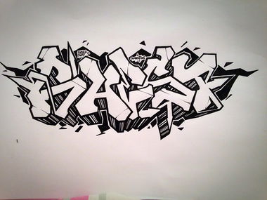 Graffiti Sketch - Photo by TodayCrew - Graffiti, sketch, chest (2014)