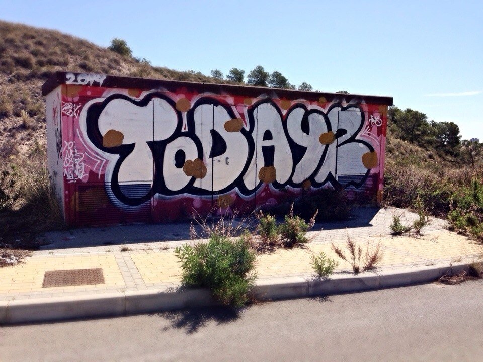 Graffiti Bombing - Photo by TodayCrew - Graffiti, bombing, bubble (2014)