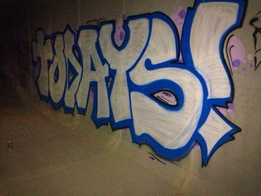 Graffiti Wall - Photo by TodayCrew - Graffiti, bombing, night