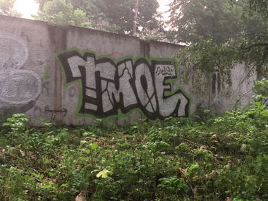 Graffiti Wall - Photo by TomeOnes