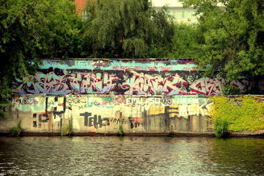 Graffiti Wall - Photo by Tomer - Mais, Quad, Soek
