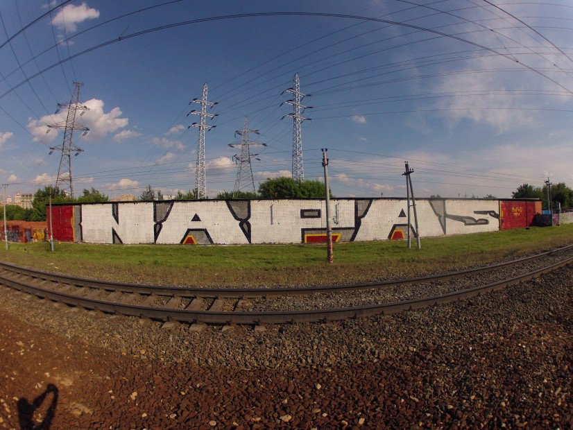 Graffiti Bombing in Moscow - Photo by Tonik - napas (2013)
