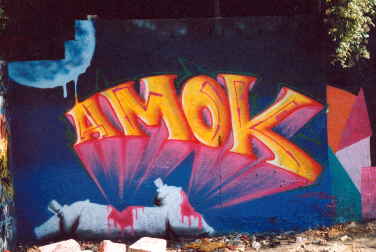 Graffiti Wall - Photo by Tosca - amok, bundesplatz, insbrucker (1990)