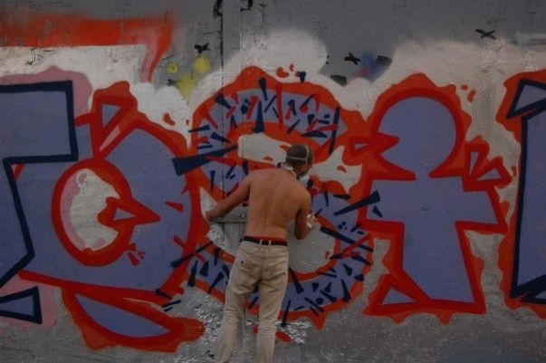 Graffiti Artwork - Photo by Tosik