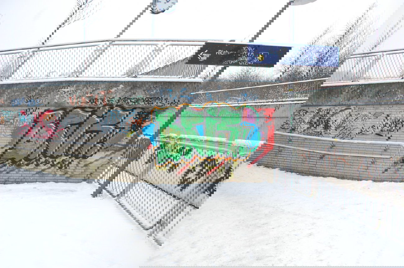 Graffiti Wall - Photo by TotalDurch - Beis, Ties, Eias (2012)