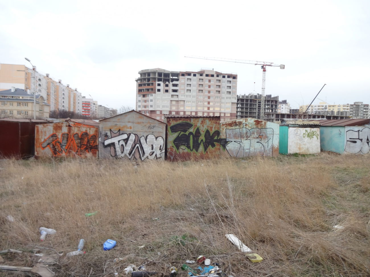 Graffiti Bombing - Photo by Tower (2015)