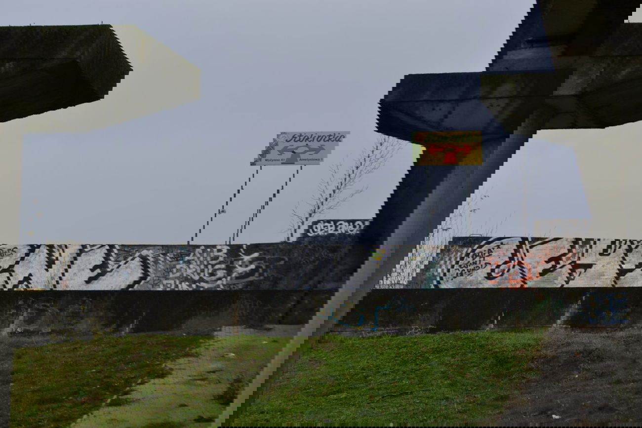 Graffiti Bombing - Photo by ToxiK - Ce42ne (2013)