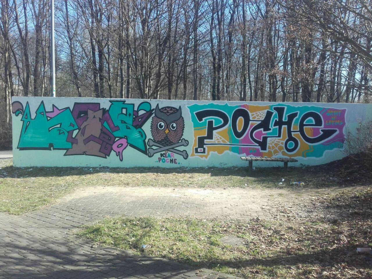 Graffiti Wall - Photo by Toyer - kear, poche, kingstyle