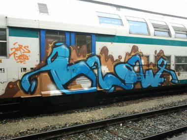 Graffiti Train - Photo by Trainspotting