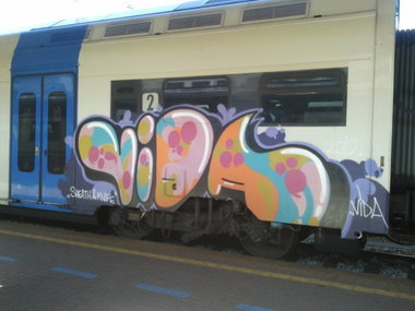 Graffiti Train - Photo by Trainspotting