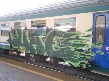 Graffiti Train - Photo by Trainspotting