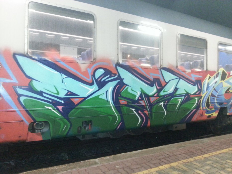 Graffiti Train - Photo by Trainspotting