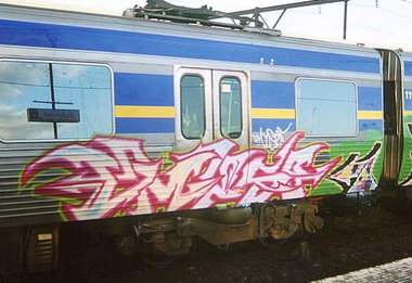 Graffiti Train - Photo by Trainspotting