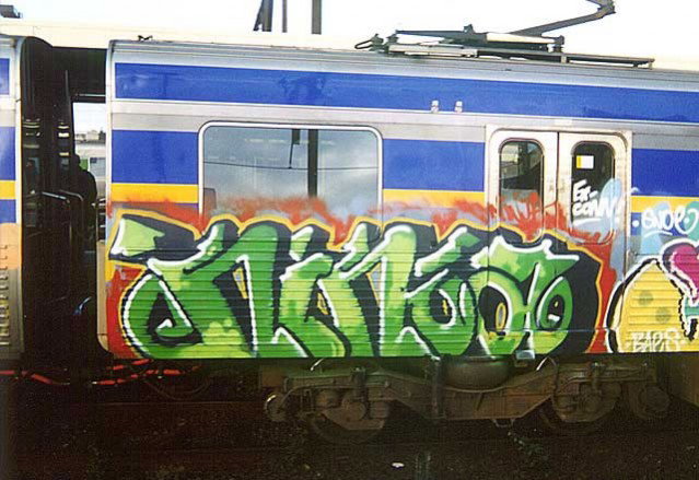 Graffiti Train - Photo by Trainspotting