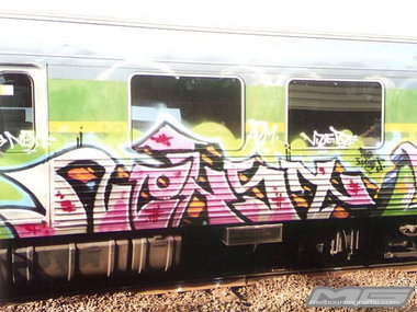Graffiti Train - Photo by Trainspotting