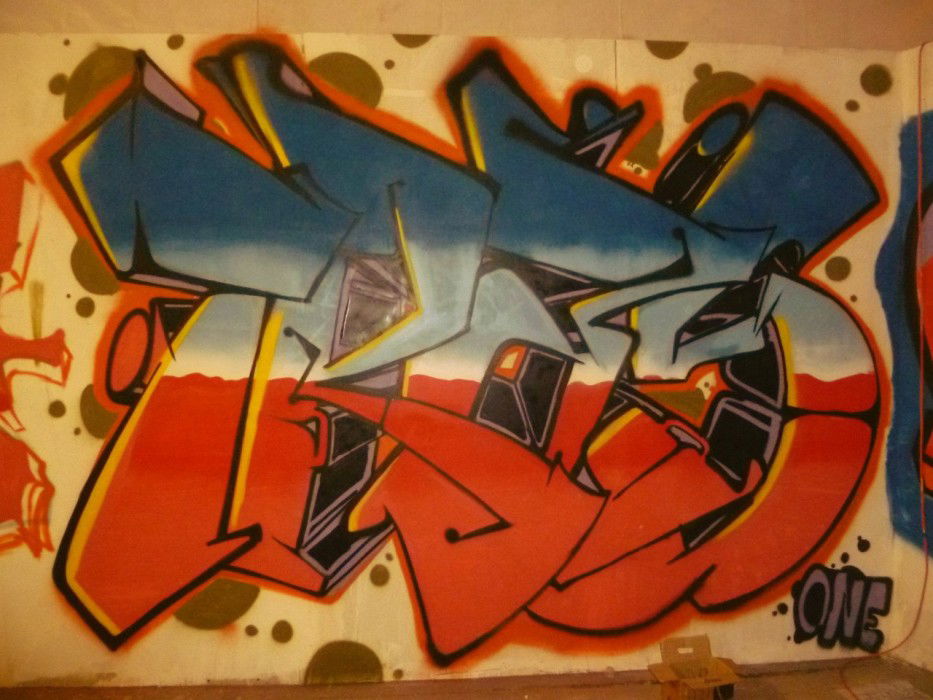 Graffiti Wall in Murmansk - Photo by Tras1