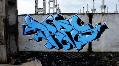 Graffiti Wall - Photo by Tras1