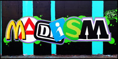 Graffiti Wall - Photo by Trieoner - MADISM, TRIE, SAS (2013)