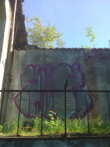 Graffiti Bombing - Photo by TroekTROEK