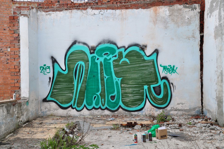 Graffiti Bombing - Photo by TroekTROEK