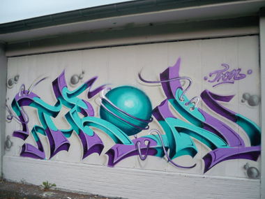 Graffiti Wall - Photo by Tron - Tron (2014)