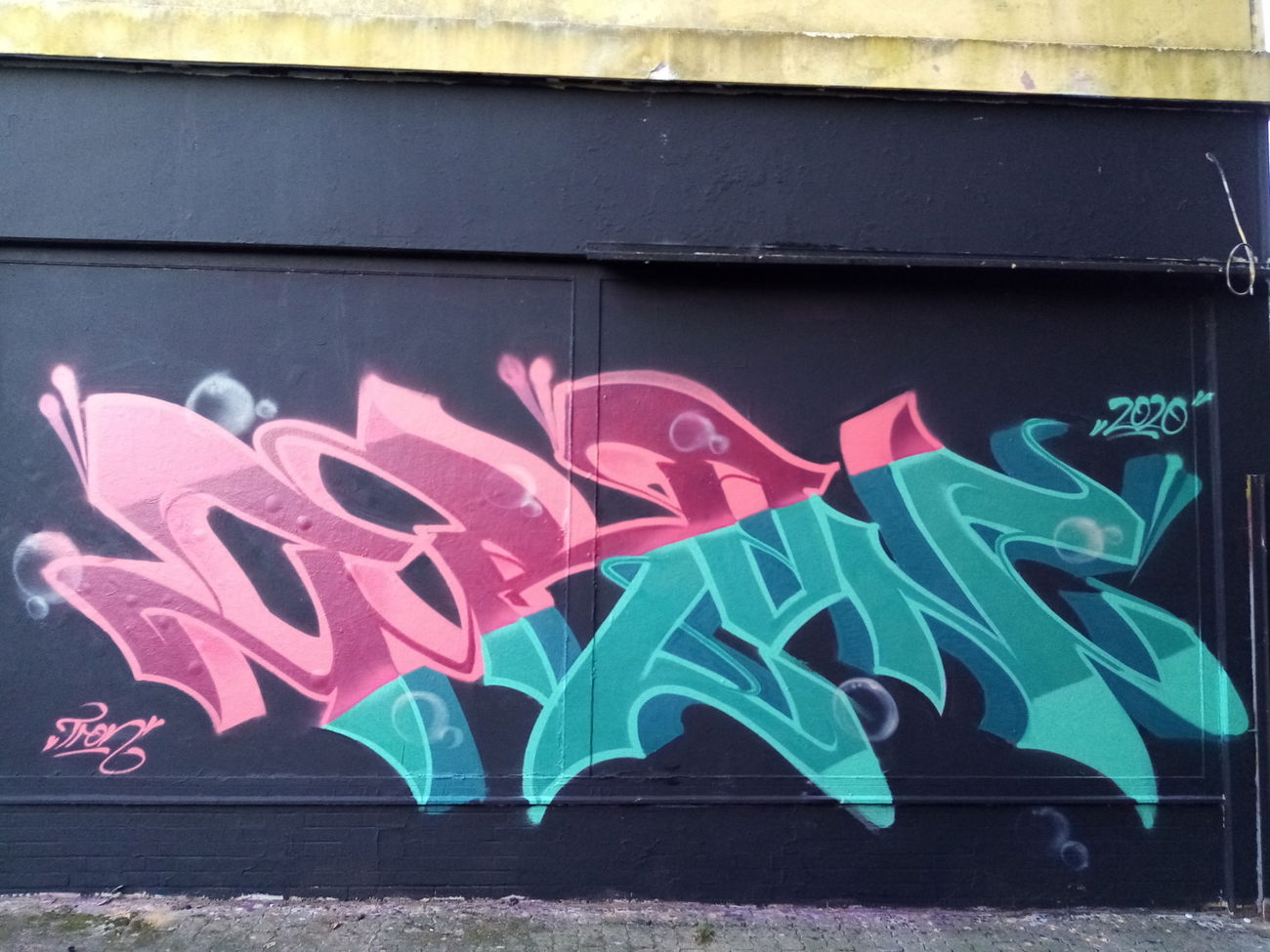 Graffiti Wall - Photo by Tron - TRON (2020)