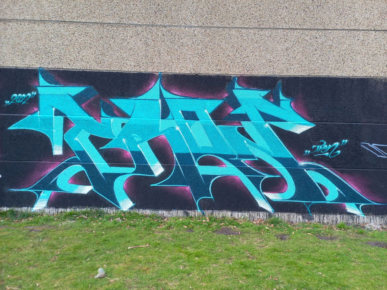 Graffiti Wall - Photo by Tron (2022)