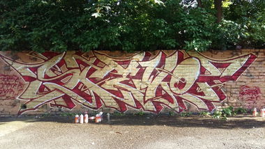 Graffiti Wall - Photo by Tron - stewo (2016)