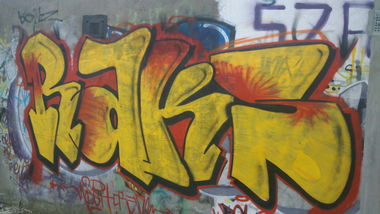 Graffiti Wall - Photo by TrueGame