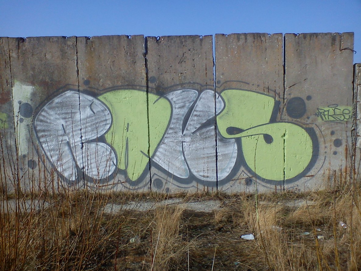 Graffiti Bombing - Photo by TrueGame