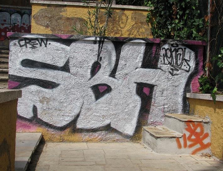 Graffiti Bombing in Lloret de Mar - Photo by TrueGame - SBH, CREW, Penak (2014)