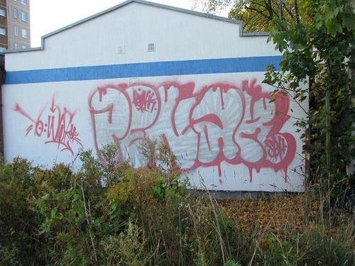 Graffiti Bombing - Photo by TrueGame