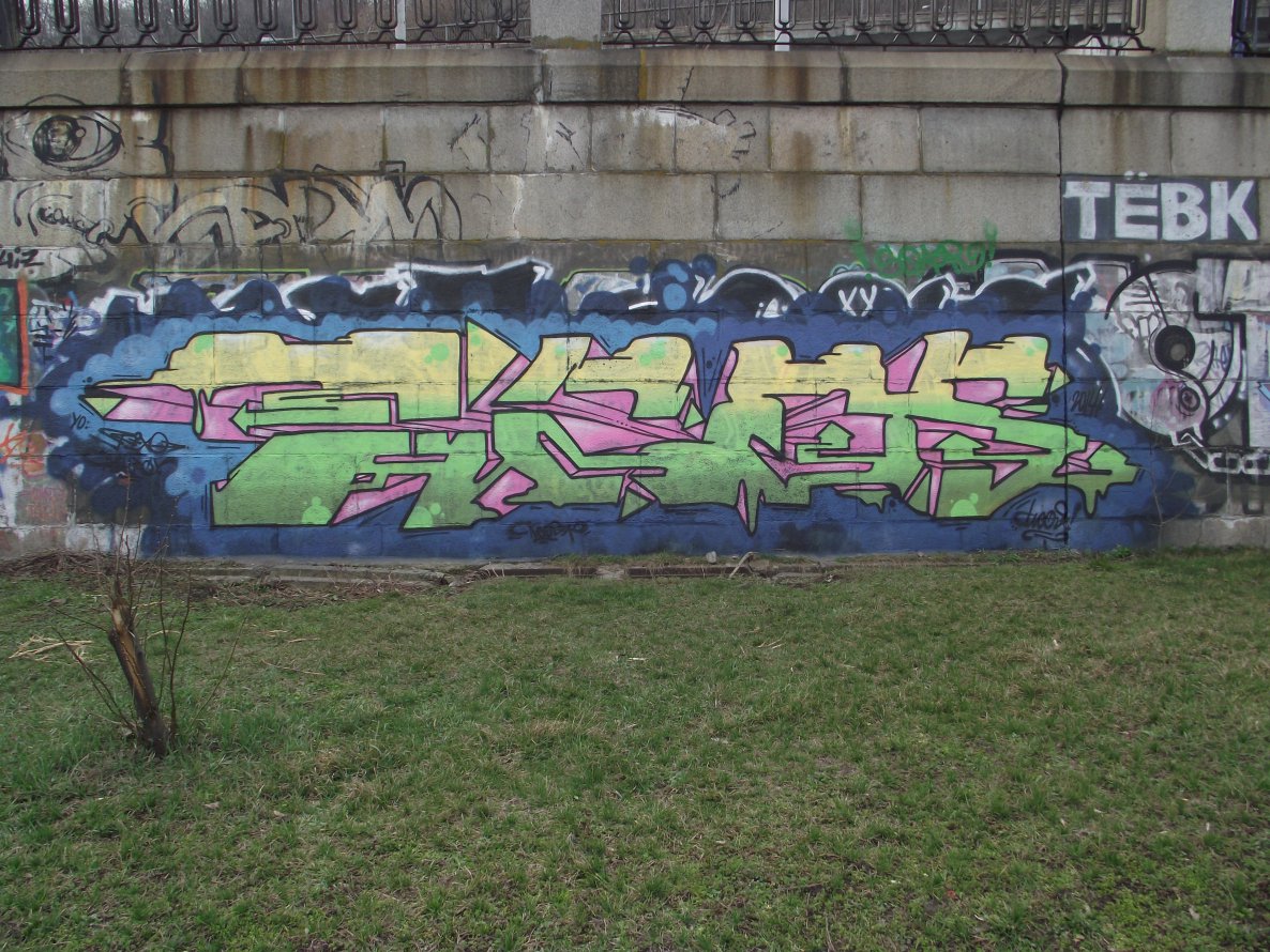 Graffiti Wall - Photo by Tucos - tucos (2014)