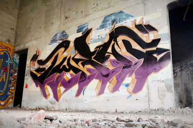 Graffiti Wall - Photo by Twent (2021)