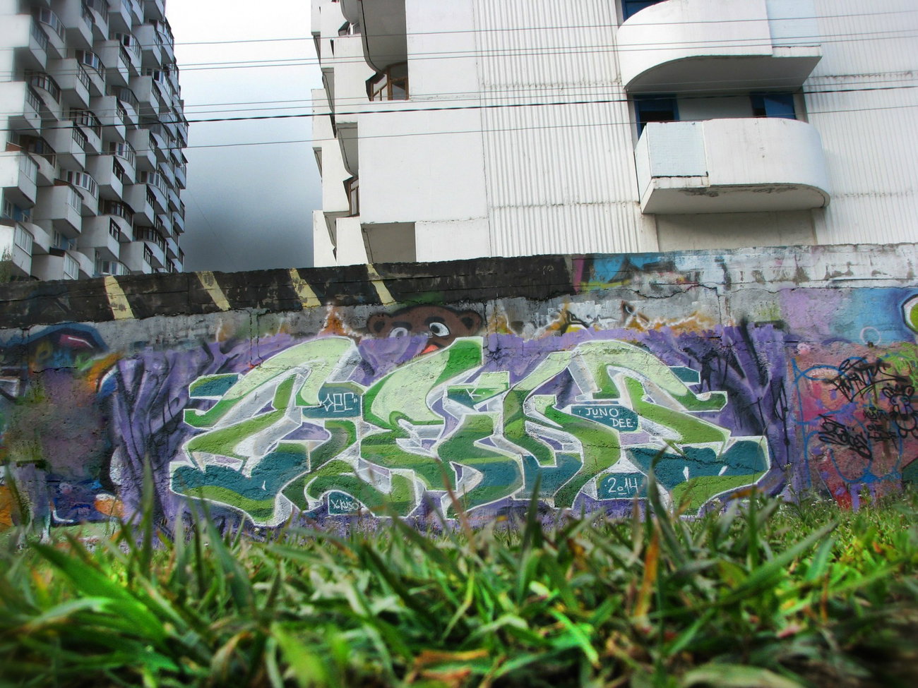 Graffiti Wall - Photo by Twent (2014)
