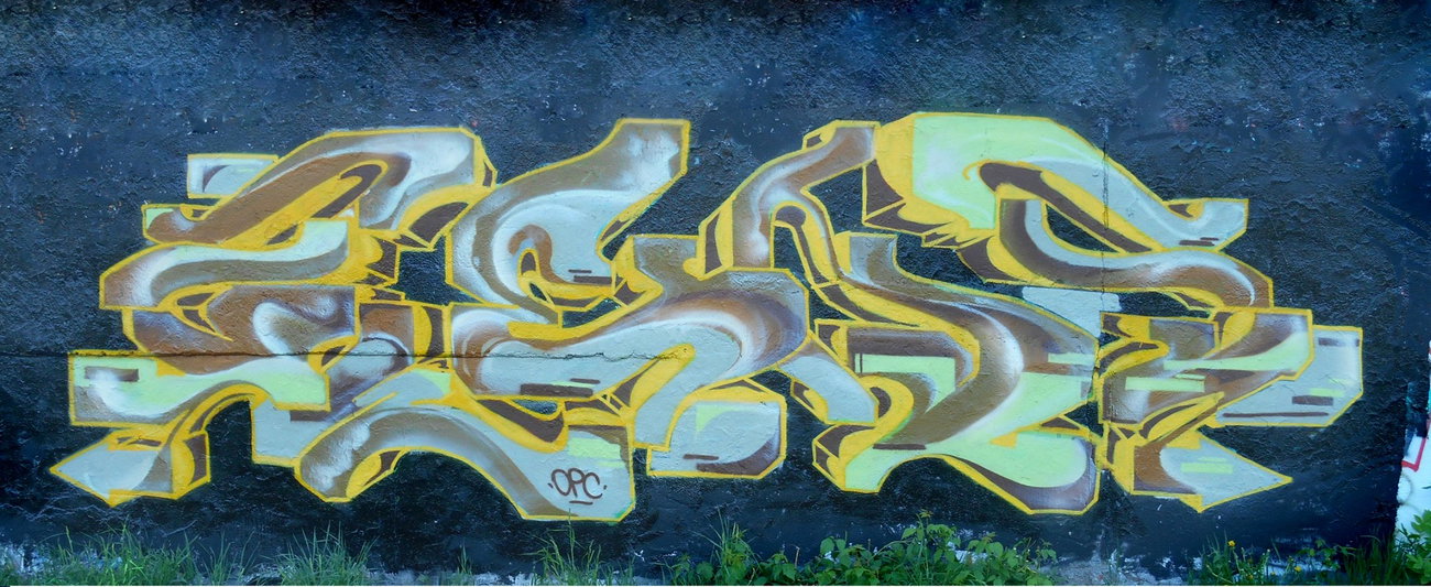 Graffiti Wall - Photo by Twent (2014)