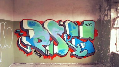 Graffiti Wall - Photo by Twio - twio, rskz (2013)
