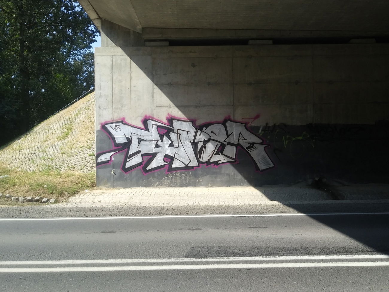 Graffiti Wall - Photo by Typa1