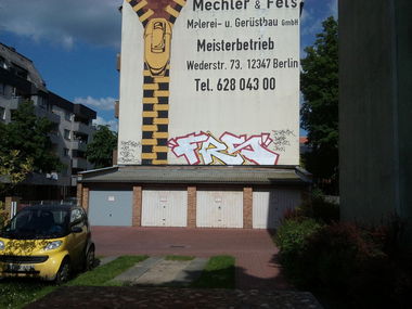 Graffiti Bombing - Photo by Tysn