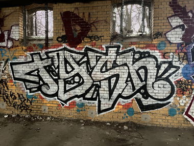 Graffiti Wall - Photo by Tysn