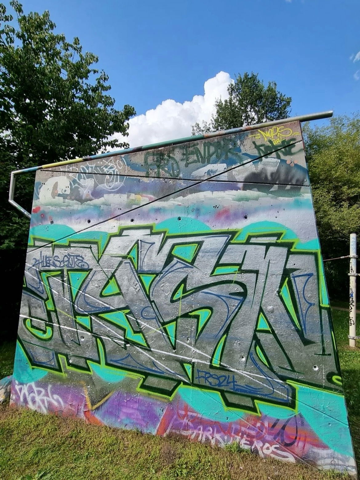 Graffiti Wall - Photo by Tysn