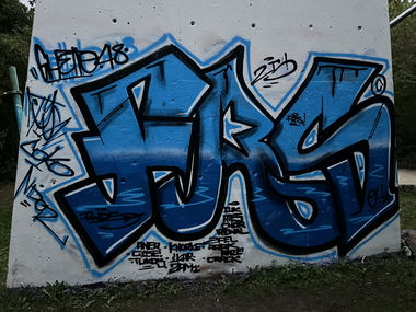 Graffiti Wall - Photo by Tysn - Frs, 94
