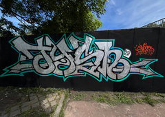 Graffiti Wall in Berlin - Photo by Tysn - tysn, frs (2026)