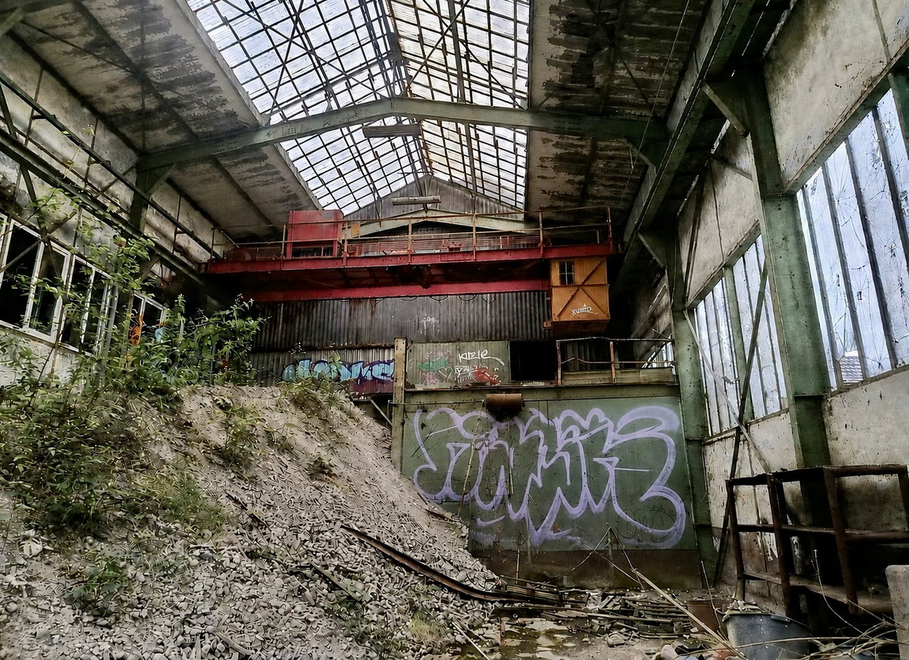 Graffiti Bombing in Wuppertal - Photo by Tysn - tysn, lostplace, frs (2024)