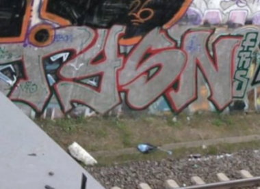Graffiti Bombing in Berlin - Photo by Tysn - tysn, frs, berlin (2014)