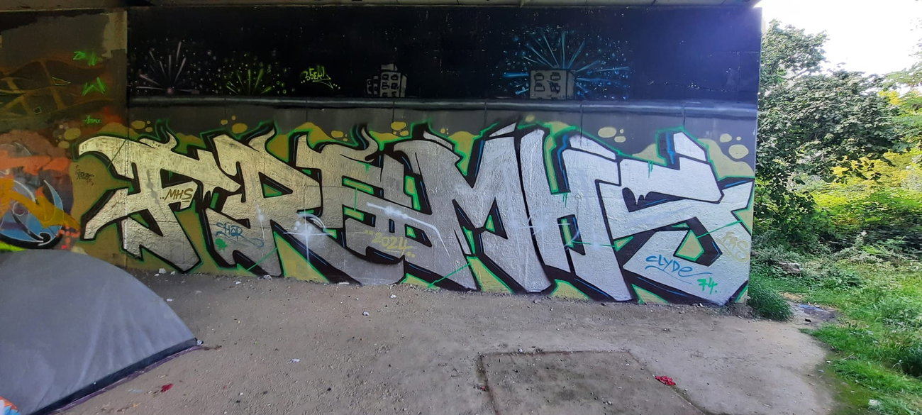 Graffiti Bombing in Berlin - Photo by Tysn - frs, mhs (2024)