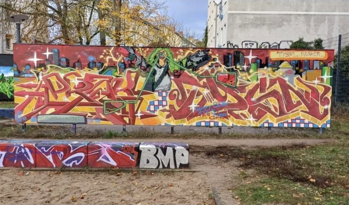 Graffiti Wall in Berlin - Photo by Tysn - tysn, frs, ripcrew (2024)