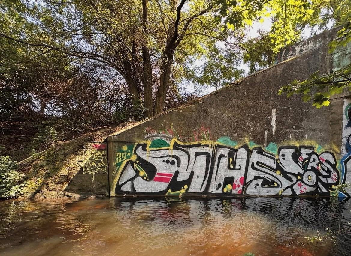 Graffiti Bombing in Berlin - Photo by Tysn - mhs, frs (2025)