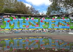 Graffiti Bombing - Photo by Tysn - mhs, frs (2025)